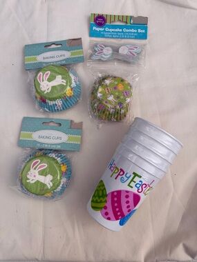 EASTER BAKING/ CUPS BUNDLE- NWT